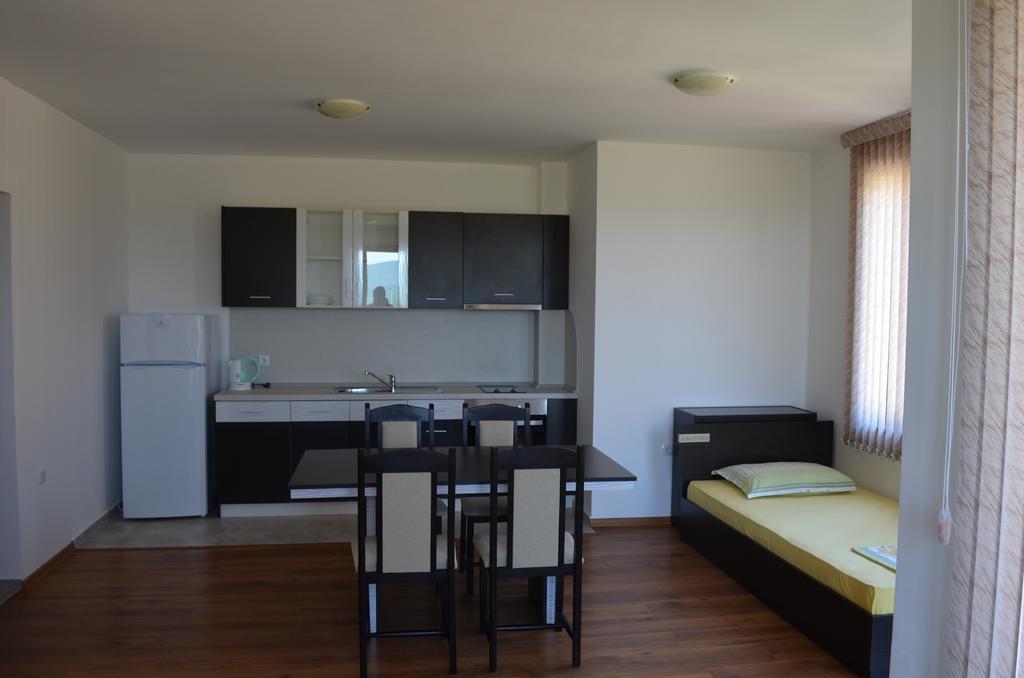 פרימורסקו Guest House Georgievi חדר תמונה