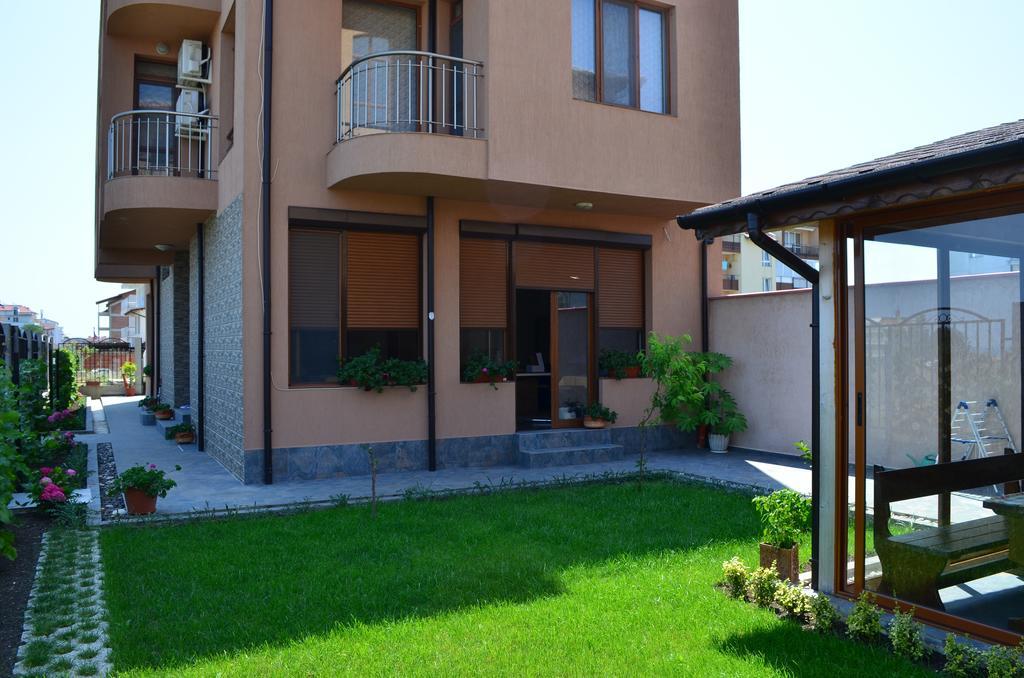 פרימורסקו Guest House Georgievi מראה חיצוני תמונה