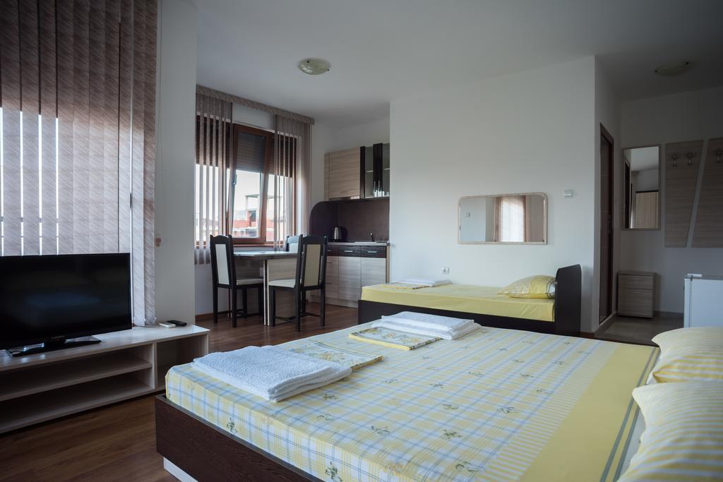 פרימורסקו Guest House Georgievi מראה חיצוני תמונה