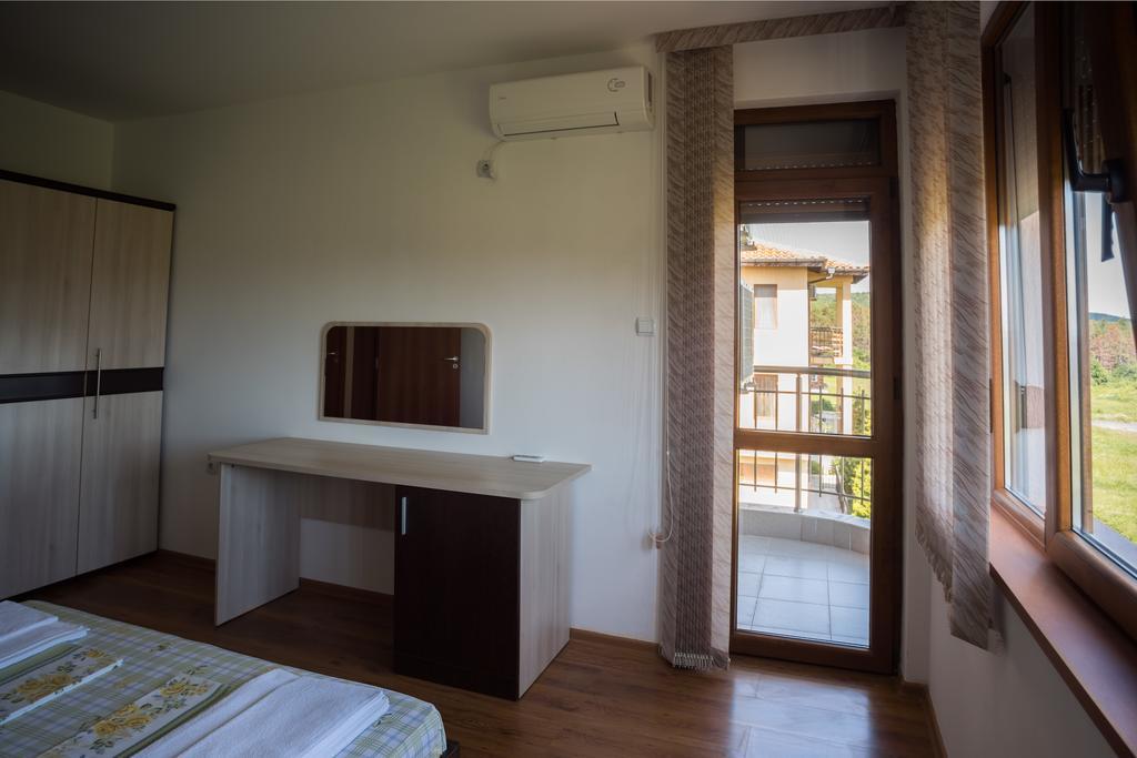 פרימורסקו Guest House Georgievi מראה חיצוני תמונה
