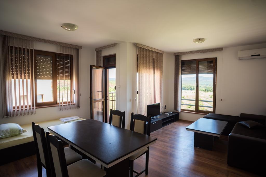 פרימורסקו Guest House Georgievi מראה חיצוני תמונה